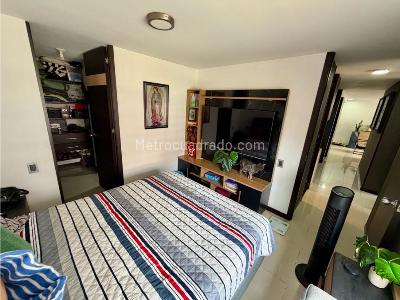 Apartamento de 3 alcobas en venta en Ciudad Jardin, Cali, 74 m² · foto 14 de 19
