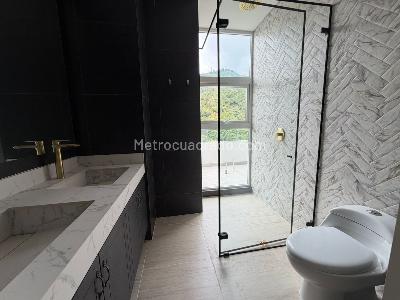 Apartamento de 3 alcobas en venta en Santa Monica, Cali, 200 m² · foto 10 de 20