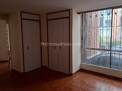 Apartamento de 3 alcobas en arriendo en Bosques De Modelia, Bogotá, 70 m² · foto 2 de 20