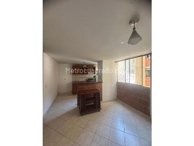 Apartamento en venta en Centro, Medellín · foto 2 de 13