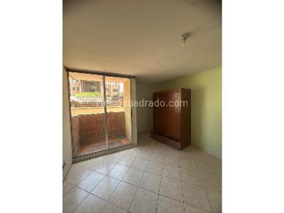 Apartamento en venta en Centro, Medellín · foto 4 de 13