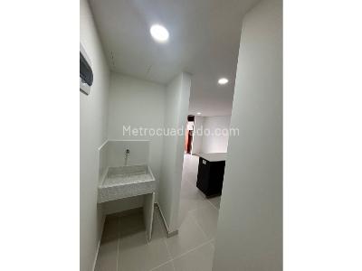Apartamento de 3 alcobas en venta en Santa Catalina, Itagüí, 71 m² · foto 5 de 15