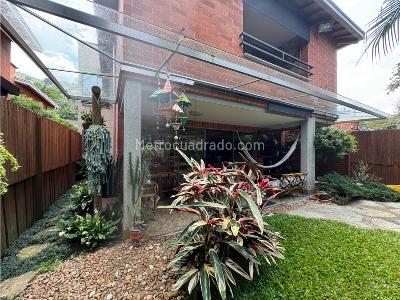 Casa de 3 alcobas en venta en La Sebastiana, Envigado, 251 m² · foto 18 de 18