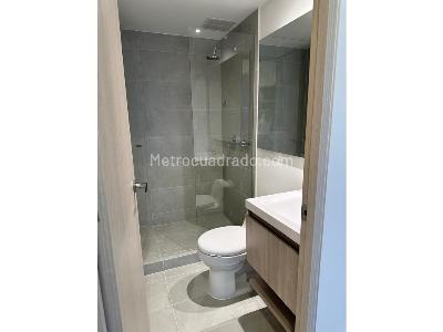 Apartamento de 3 alcobas en venta en Zona 1, Envigado, 80 m² · foto 8 de 18