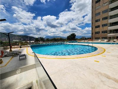 Apartamento de 3 alcobas en venta en Zona 1, Envigado, 80 m² · foto 13 de 18