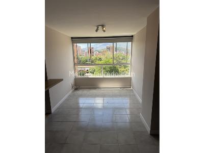 Apartamento de 2 alcobas en venta en Calasanz Parte Plana, Medellín, 57 m² · foto 4 de 12