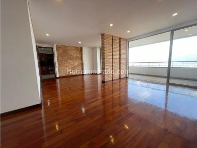 Apartamento de 3 alcobas en venta en La Calera, Medellín, 171 m² · foto 2 de 20