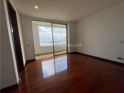 Apartamento de 3 alcobas en venta en La Calera, Medellín, 171 m² · foto 3 de 20