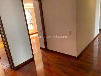 Apartamento de 3 alcobas en venta en La Calera, Medellín, 171 m² · foto 7 de 20