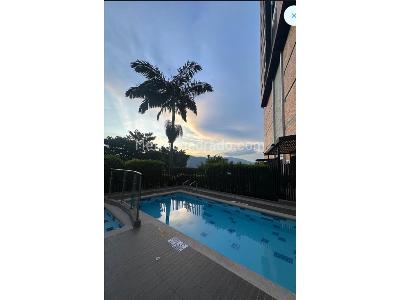 Apartamento de 3 alcobas en venta en Altos De Misael, Envigado, 67 m² · foto 2 de 13