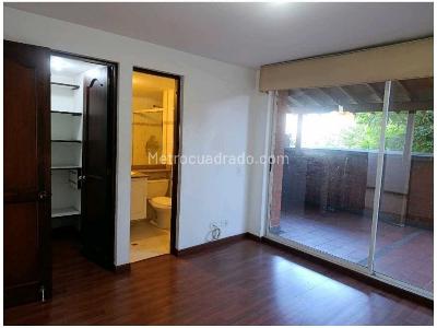 Apartamento de 2 alcobas en venta en Patio Bonito (El Poblado), Medellín, 93 m² · foto 4 de 15