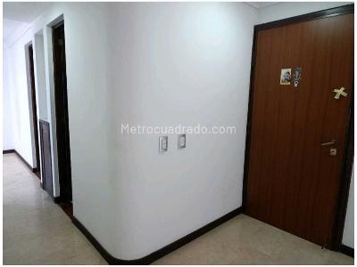 Apartamento de 2 alcobas en venta en Patio Bonito (El Poblado), Medellín, 93 m² · foto 8 de 15