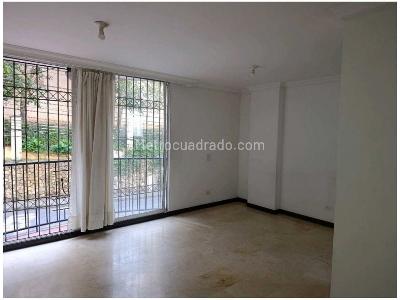 Apartamento de 2 alcobas en venta en Patio Bonito (El Poblado), Medellín, 93 m² · foto 9 de 15