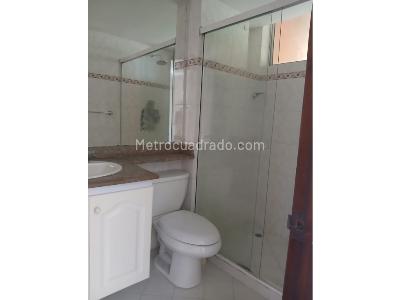Apartamento de 2 alcobas en venta en Patio Bonito (El Poblado), Medellín, 93 m² · foto 11 de 15