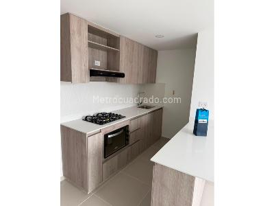 Apartamento en venta en Simon Bolivar, Itagüí · foto 2 de 16