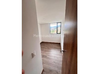 Apartamento de 3 alcobas en venta en Envigado, Envigado, 86 m² · foto 6 de 17