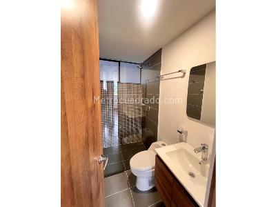 Apartamento de 3 alcobas en venta en Envigado, Envigado, 86 m² · foto 8 de 17