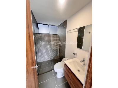 Apartamento de 3 alcobas en venta en Envigado, Envigado, 86 m² · foto 14 de 17