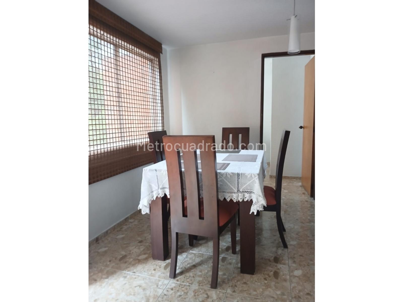 Apartamento de 4 habitaciones en venta en Calasanz, Medellín — imagen 1 de 15