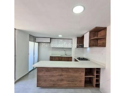 Apartamento de 2 alcobas en venta en Las Lomitas, Sabaneta, 53 m² · foto 2 de 8