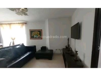 Apartamento de 2 alcobas en venta en Las Cabañitas, Bello, 128 m² · foto 7 de 18