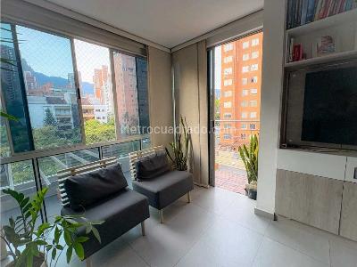 Apartamento de 3 alcobas en venta en El Poblado, Medellín, 96 m² · foto 2 de 8