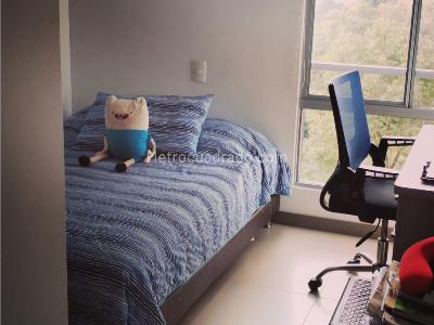 Apartamento de 3 alcobas en venta en Loma De Las Brujas, Envigado, 92 m² · foto 9 de 20