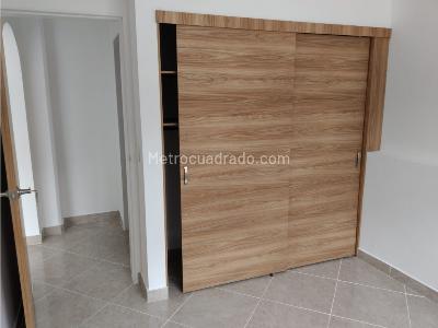 Apartaestudio en venta en El Poblado, Medellín, 48 m² · foto 14 de 20