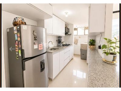 Apartamento en venta en Loma Del Barro, Envigado · foto 4 de 11