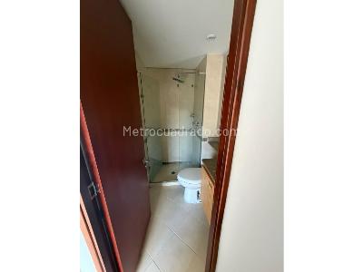 Apartamento de 3 alcobas en venta en Transversal Inferior, Medellín, 74 m² · foto 8 de 14