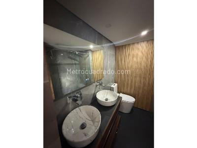 Apartamento de 3 alcobas en venta en Transversal Inferior, Medellín, 74 m² · foto 11 de 14