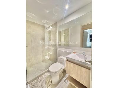 Apartamento de 3 alcobas en venta en Zona 1, Envigado, 76 m² · foto 3 de 18