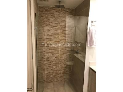 Apartaestudio en venta en Loma De Los Bernal, Medellín, 57 m² · foto 12 de 16