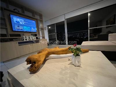 Apartaestudio en venta en Loma De Los Bernal, Medellín, 57 m² · foto 3 de 16