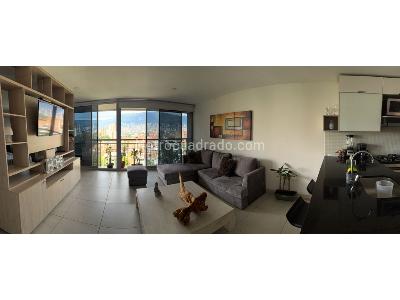 Apartaestudio en venta en Loma De Los Bernal, Medellín, 57 m² · foto 4 de 16