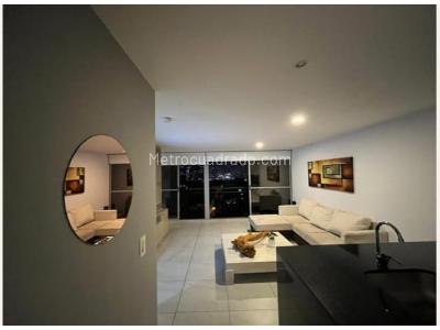 Apartaestudio en venta en Loma De Los Bernal, Medellín, 57 m² · foto 8 de 16