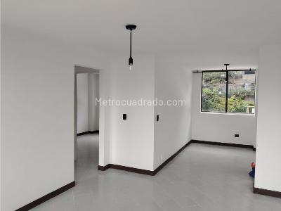 Apartamento de 3 alcobas en venta en El Poblado, Medellín, 78 m² · foto 2 de 20