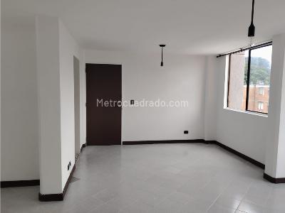Apartamento de 3 alcobas en venta en El Poblado, Medellín, 78 m² · foto 6 de 20