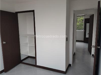 Apartamento de 3 alcobas en venta en El Poblado, Medellín, 78 m² · foto 17 de 20