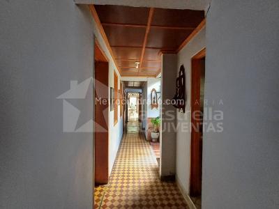 Casa de 5 alcobas en venta en San Antonio De Prado, Medellín, 360 m² · foto 2 de 13