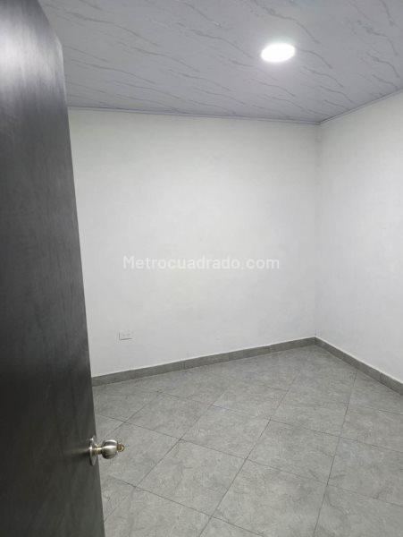 Apartamento de 2 Alcobas en San Antonio de Prado (Piso 3, El Vergel) - 4