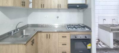 Apartamento de 5 alcobas en arriendo en La America, Medellín, 98 m² · foto 3 de 18