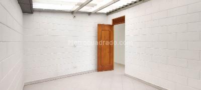 Apartamento de 5 alcobas en arriendo en La America, Medellín, 98 m² · foto 16 de 18
