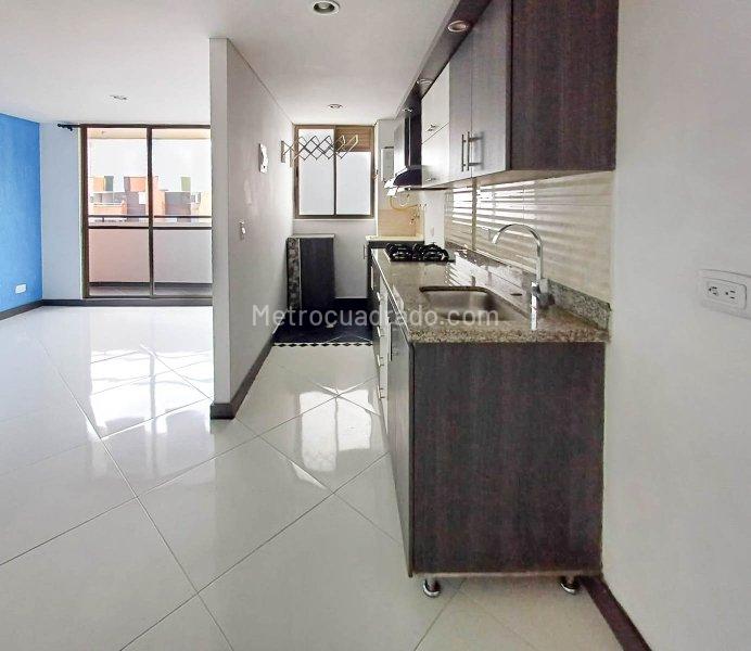 2BR Apartment in Polaris, La Estrella – 19th Floor - 4