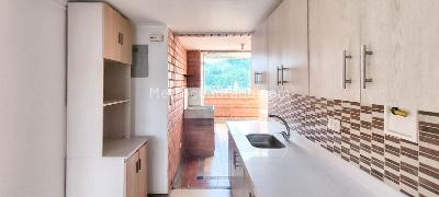 Apartamento en arriendo en La Castellana, Medellín · foto 5 de 17