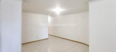 Apartamento de 3 alcobas en arriendo en Cuarta Brigada, Medellín, 107 m² · foto 3 de 14