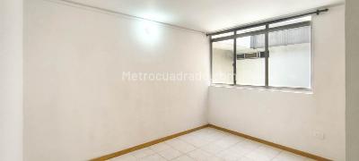 Apartamento de 3 alcobas en arriendo en Cuarta Brigada, Medellín, 107 m² · foto 7 de 14