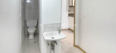 Apartamento de 3 alcobas en arriendo en Cuarta Brigada, Medellín, 107 m² · foto 12 de 14