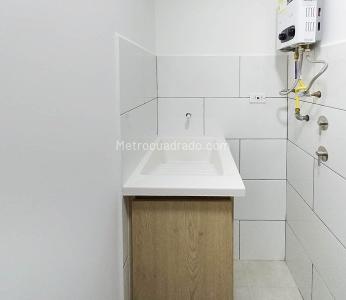 Apartaestudio en arriendo en La Floresta, Medellín, 43 m² · foto 10 de 10