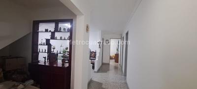 Casa en venta en Viviendas Del Sur, Itagüí · foto 11 de 15